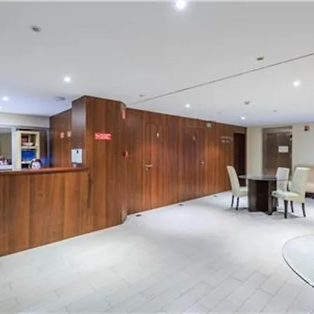 Сasa de vacaciones Outstanding 3 Bedroom Townhouse Quarteira
