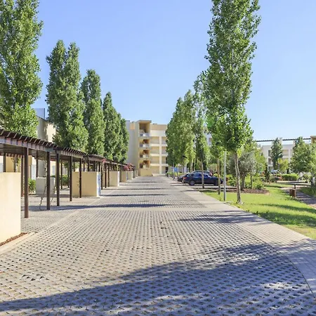 Outstanding 3 Bedroom Townhouse Сasa de vacaciones