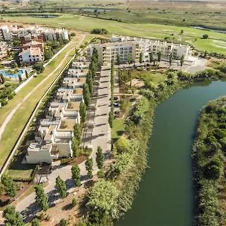 Holiday home Outstanding 3 Bedroom Townhouse Quarteira